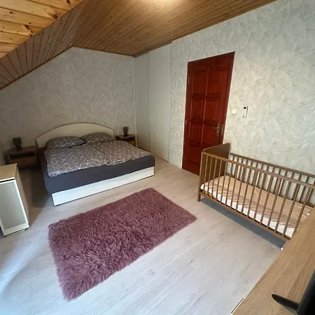 Holiday home Orsolya Nyaralohaz Balatonszarszo